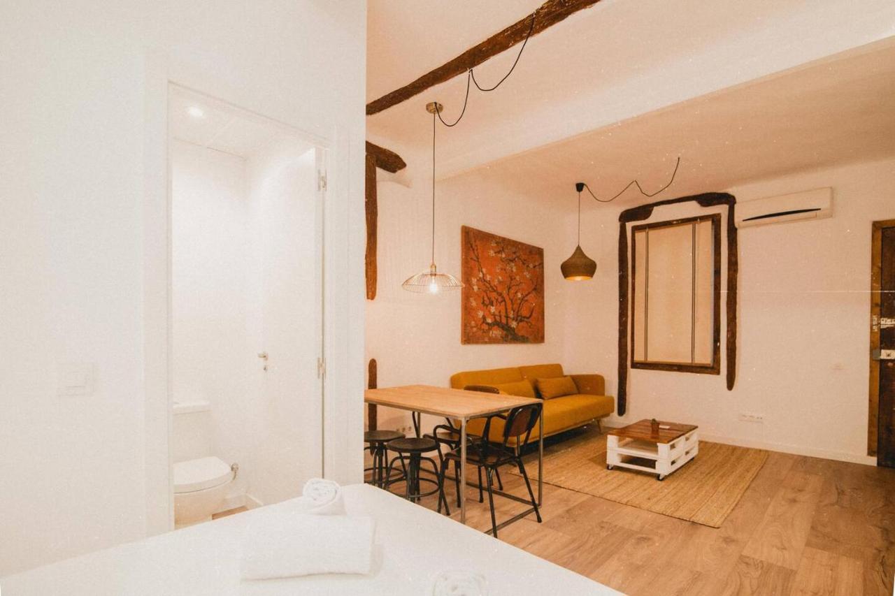 Charming Design Apartment Reina Sofia Madrid Exterior foto